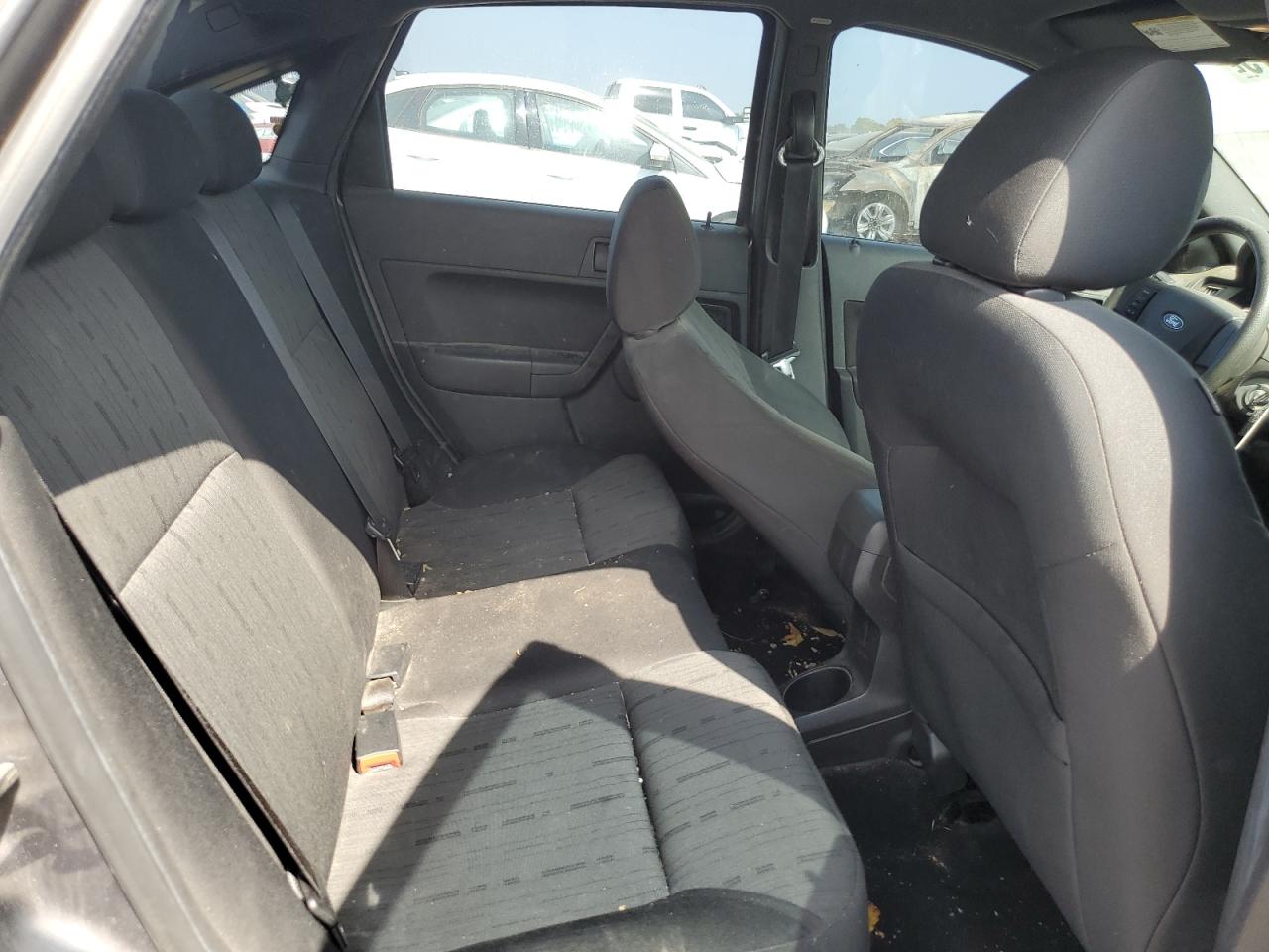 2010 Ford Focus Se VIN: 1FAHP3FN5AW122800 Lot: 80573975