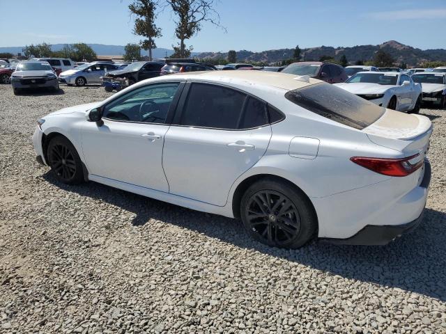  TOYOTA CAMRY 2025 Белы