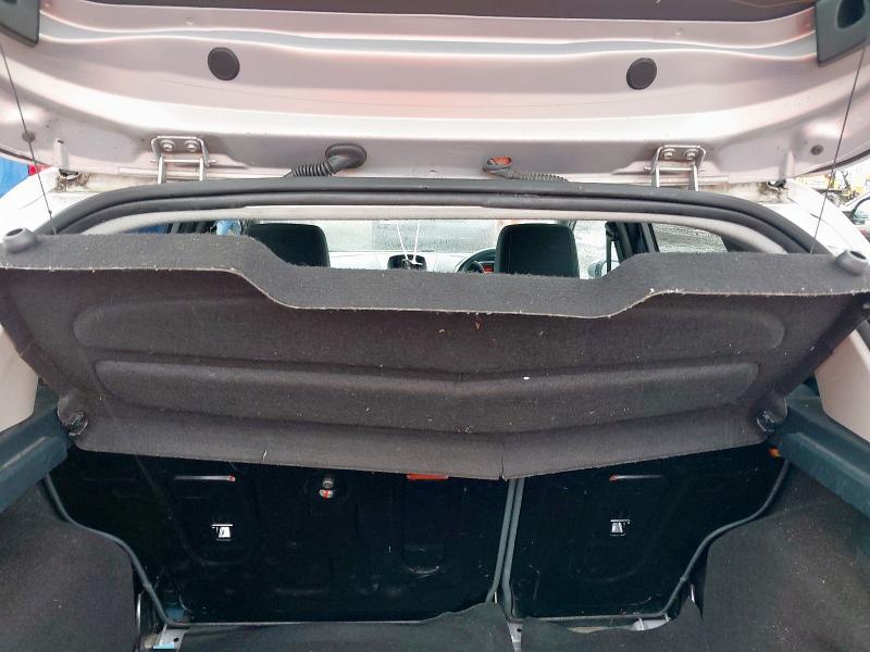 2011 FORD FIESTA TITANIUM AUTO 