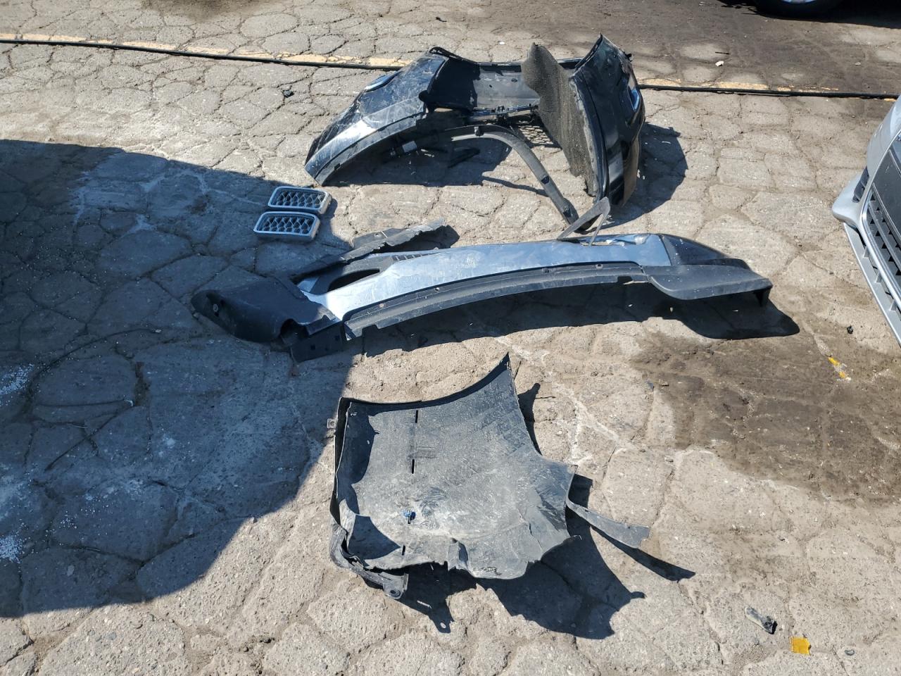 2018 Jeep Grand Cherokee Overland VIN: 1C4RJFCG3JC509838 Lot: 71975325