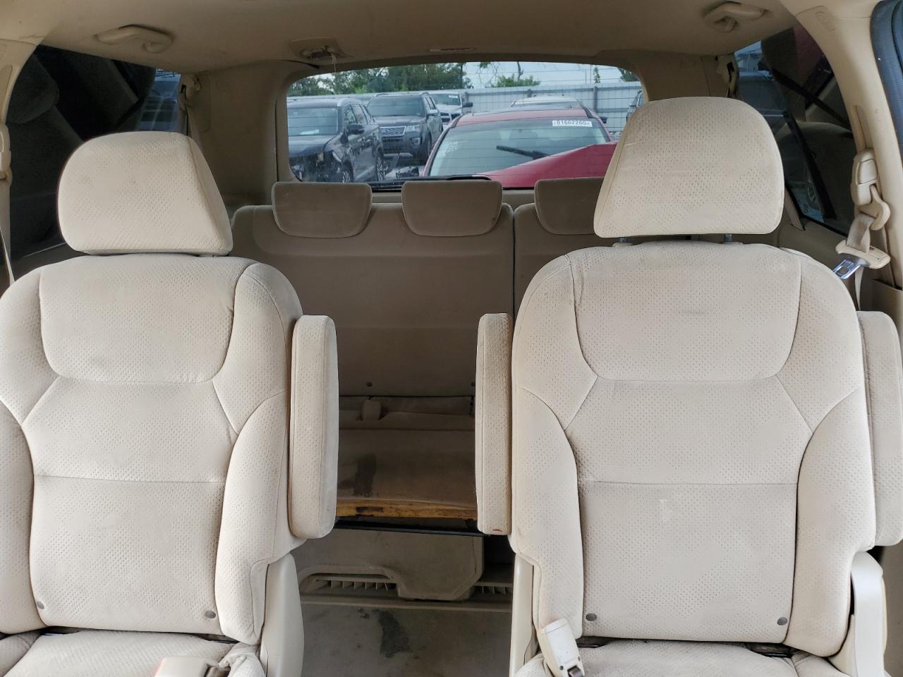 2005 Honda Odyssey Lx VIN: 5FNRL38245B106613 Lot: 81673645