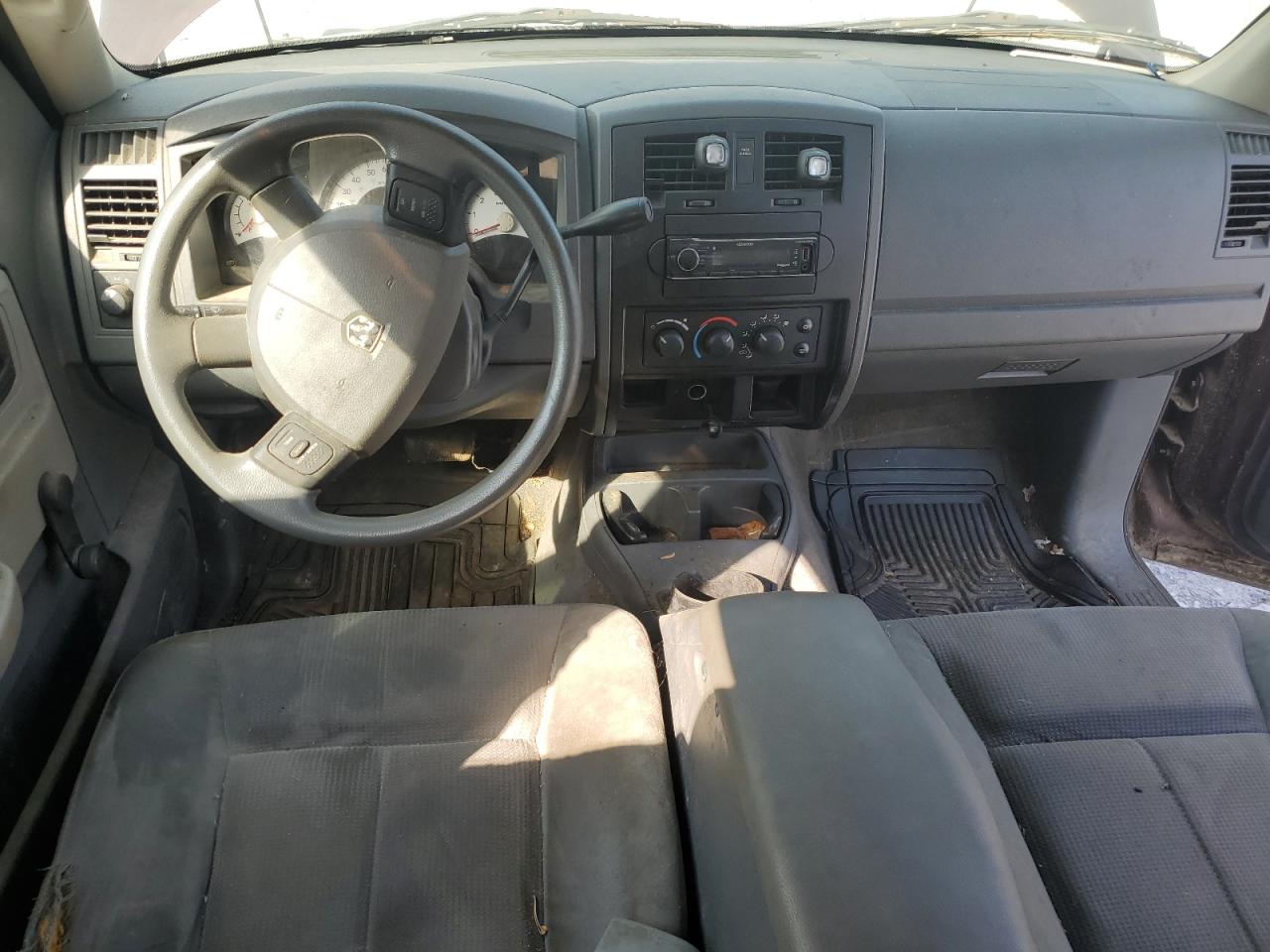 2005 Dodge Dakota Quad VIN: 1D7HE28N55S201276 Lot: 83886135