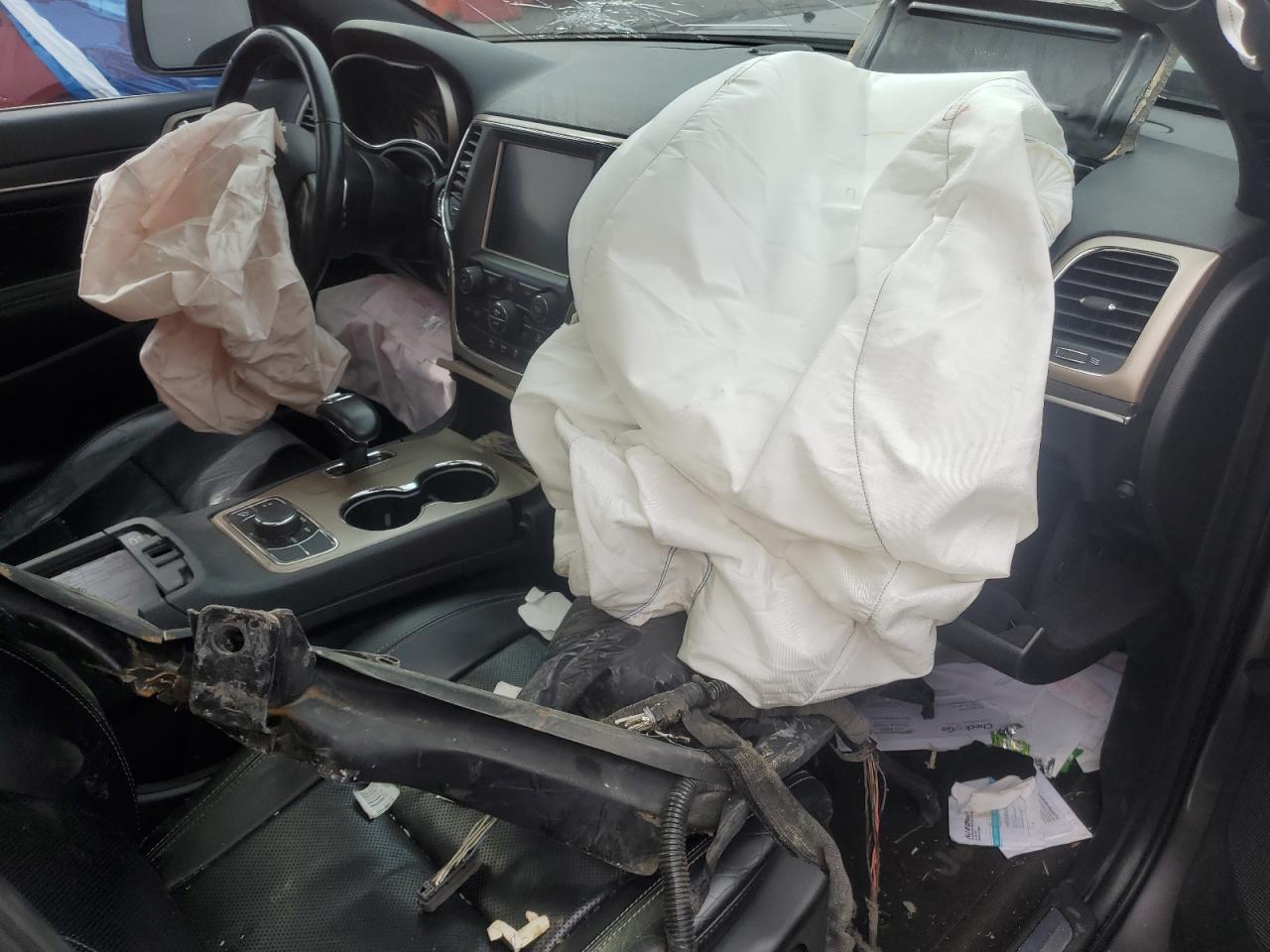 2015 Jeep Grand Cherokee Limited VIN: 1C4RJFBGXFC738199 Lot: 81890915