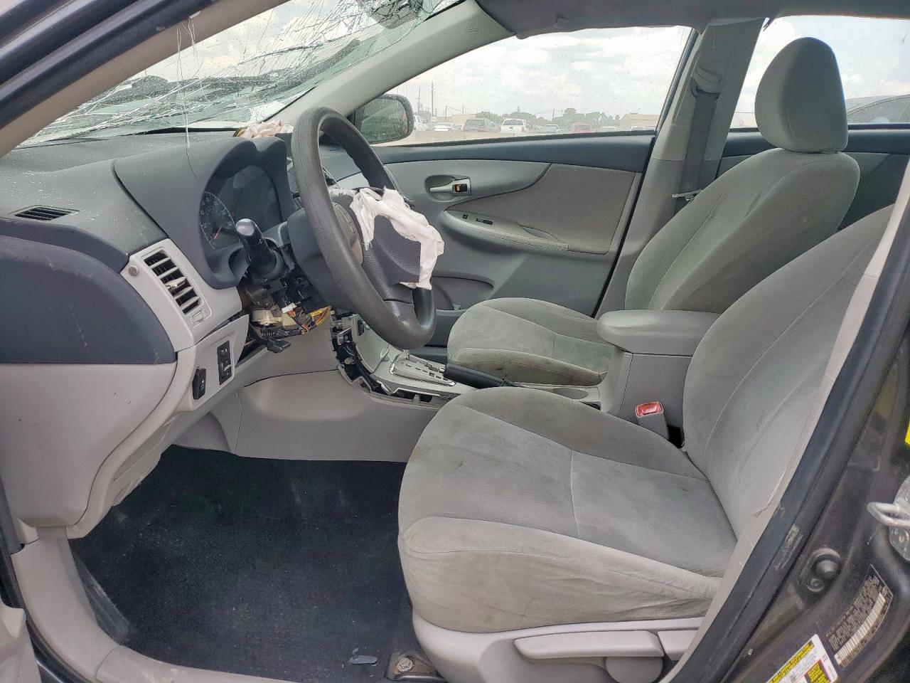 2011 Toyota Corolla Base VIN: 2T1BU4EE1BC551667 Lot: 81247445