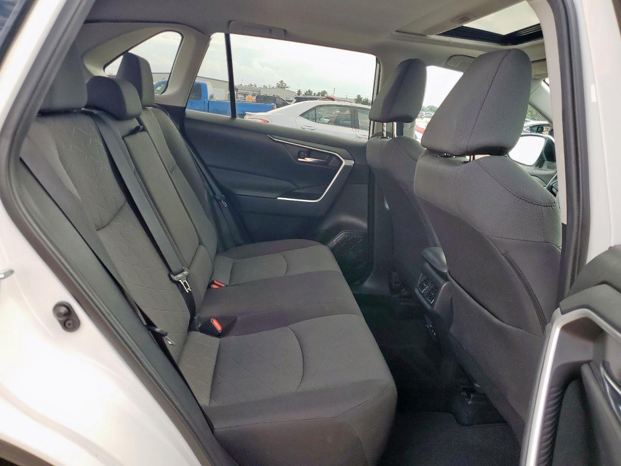 2022 Toyota Rav4 Xle VIN: 2T3W1RFVXNW203012 Lot: 84021245