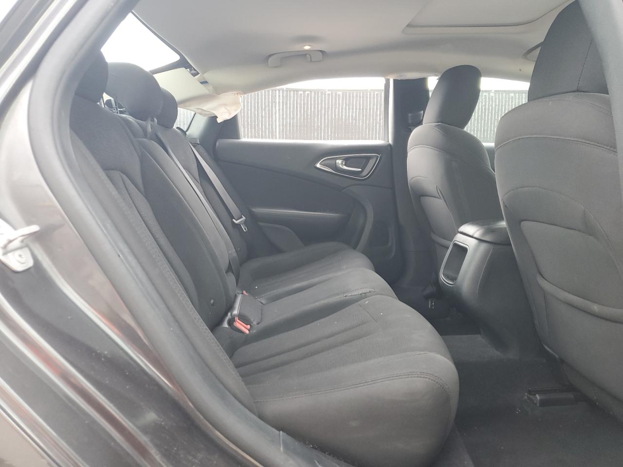 2016 Chrysler 200 Limited VIN: 1C3CCCAB9GN170431 Lot: 80056085