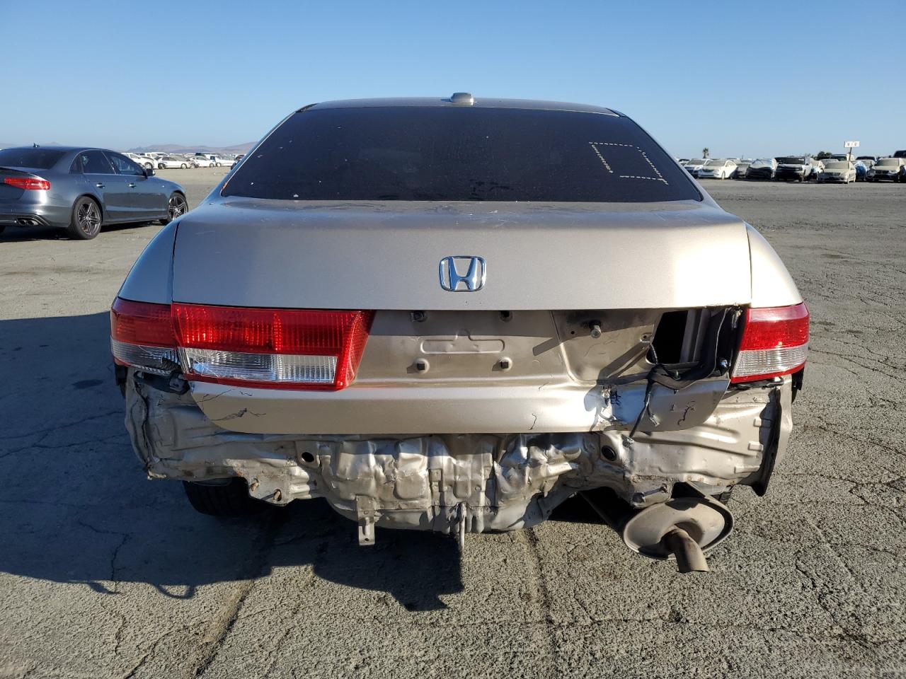 2004 Honda Accord Ex VIN: JHMCM56814C003312 Lot: 81696875
