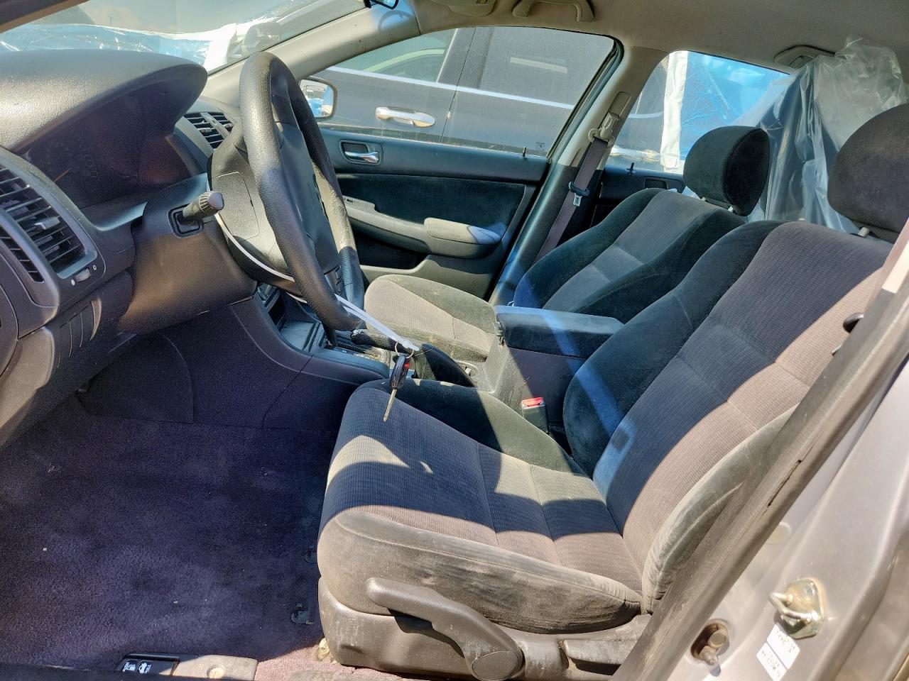 2004 Honda Accord Lx VIN: 3HGCM56364G700544 Lot: 82123255