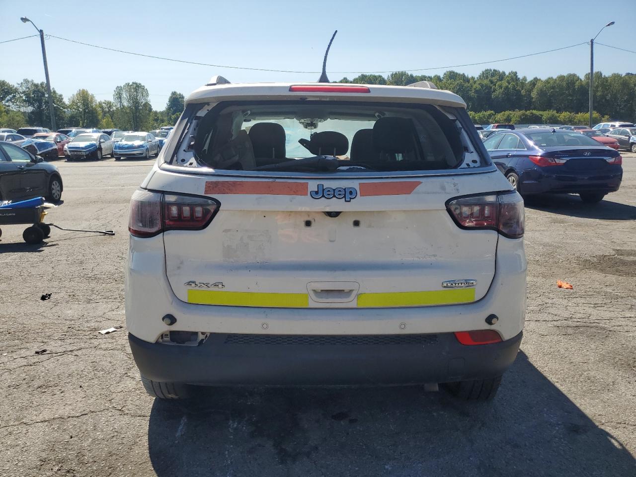 2019 Jeep Compass Latitude VIN: 3C4NJDBB5KT702281 Lot: 71844015