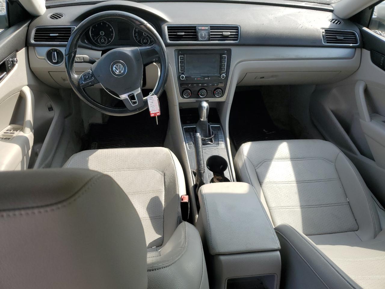 2015 Volkswagen Passat S VIN: 1VWAT7A31FC038144 Lot: 80991965