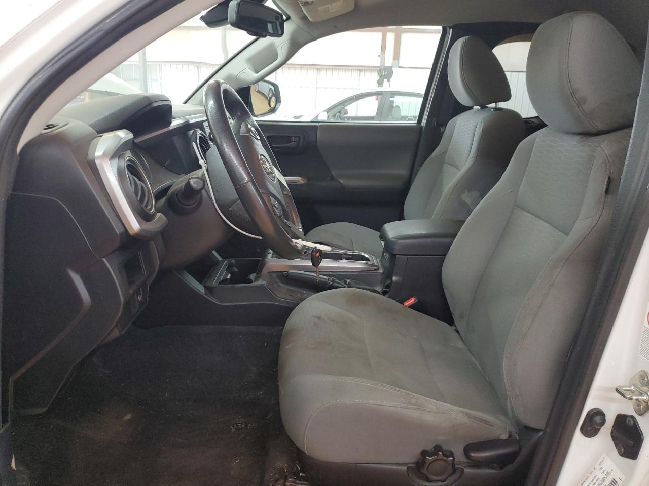 2018 Toyota Tacoma Access Cab VIN: 5TFSZ5AN5JX123047 Lot: 71025465