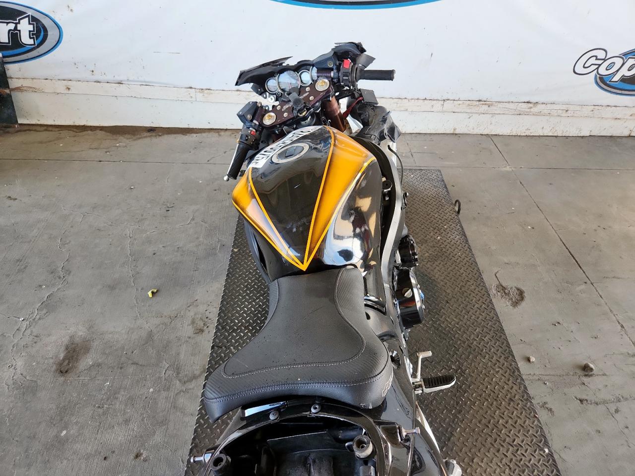 2013 Suzuki Gsx1300 Ra VIN: JS1GX72B2D2101112 Lot: 84026675