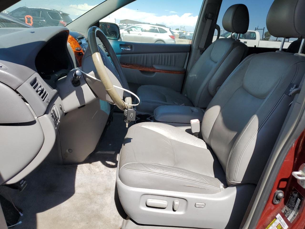 2007 Toyota Sienna Xle VIN: 5TDZK22C17S084230 Lot: 80405555