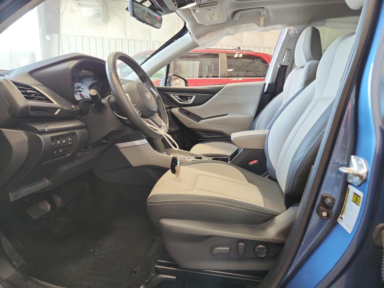 2022 Subaru Forester Premium VIN: JF2SKAEC3NH458329 Lot: 81903995