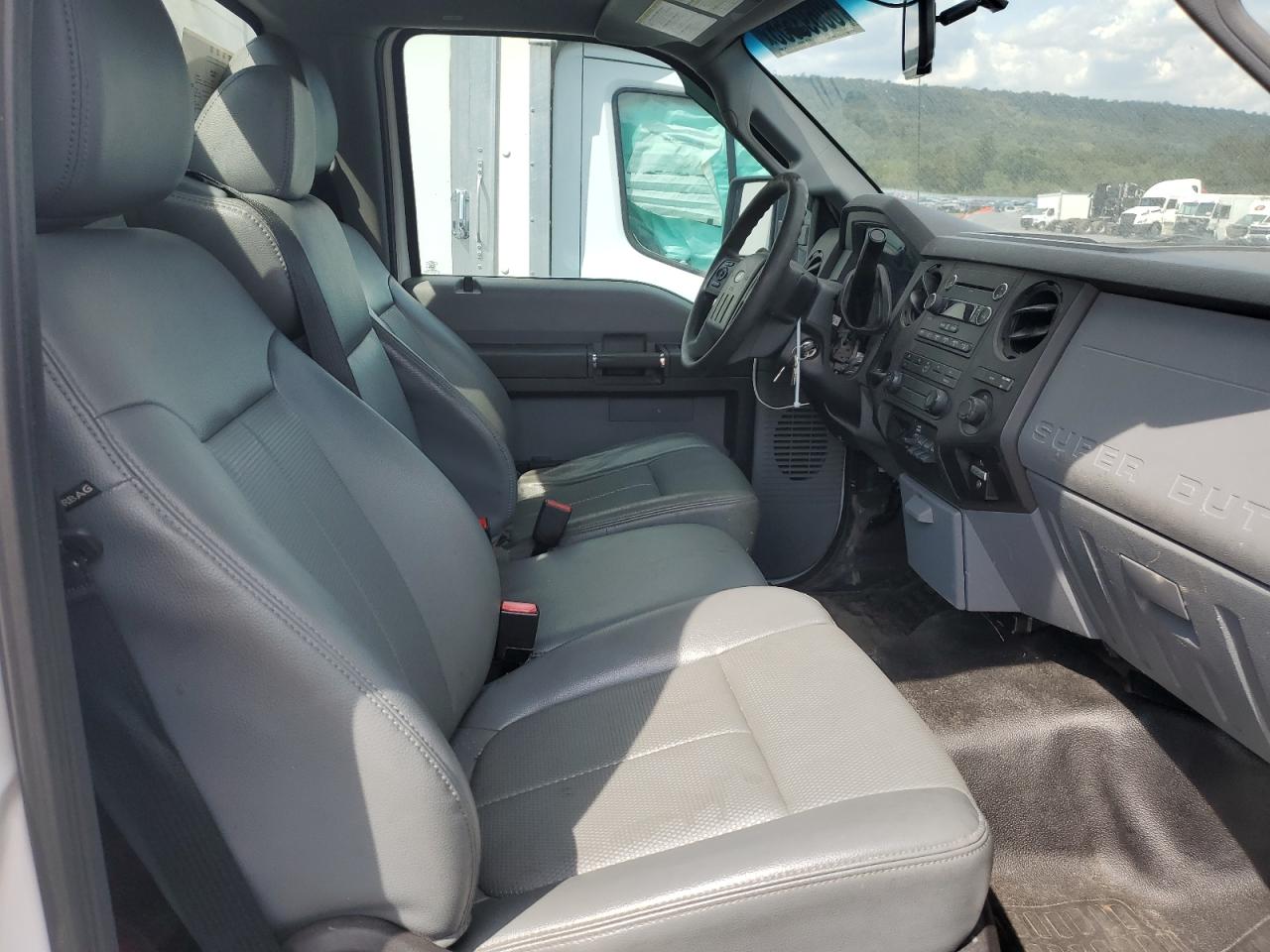 2016 Ford F550 Super Duty VIN: 1FDUF5GY5GEB88869 Lot: 80693555