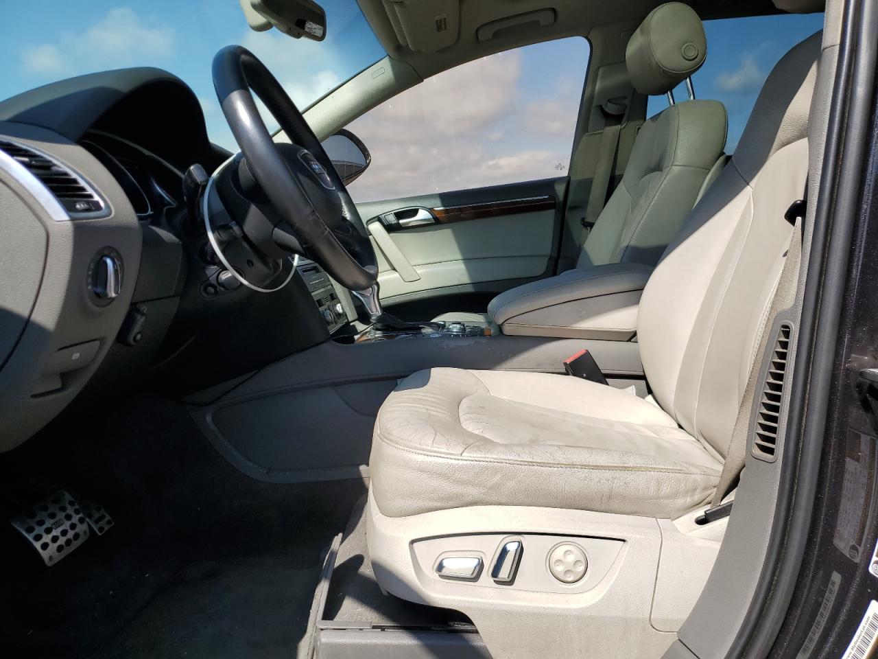 2014 Audi Q7 Premium Plus VIN: WA1LGAFE2ED004661 Lot: 83772615