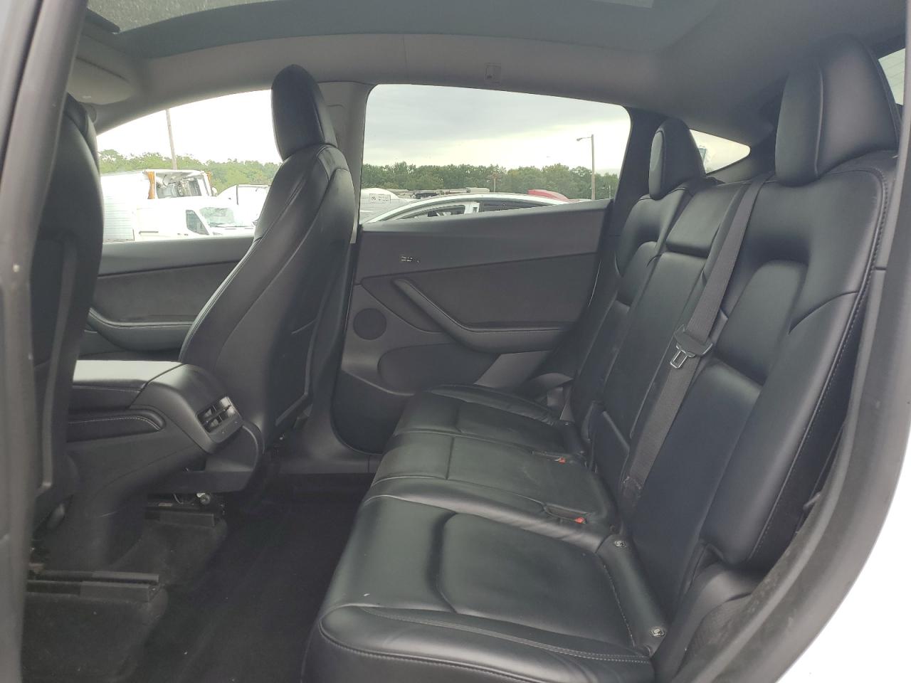 2022 Tesla Model Y VIN: 7SAYGDEE3NF390534 Lot: 80469235