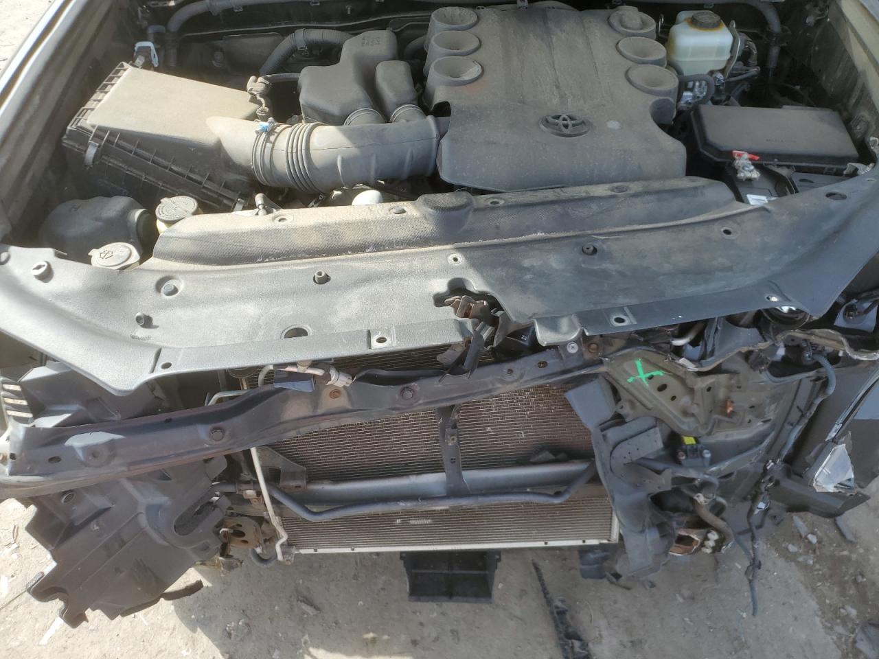 2016 Toyota 4Runner Sr5/Sr5 Premium VIN: JTEBU5JR3G5318940 Lot: 84355495