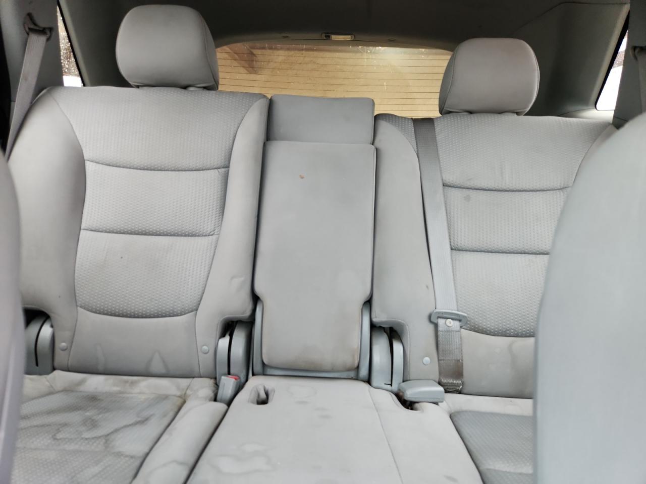 2012 Kia Sorento Base VIN: 5XYKT3A15CG242015 Lot: 81762275