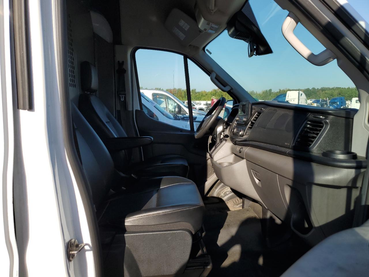 2021 Ford Transit T-250 VIN: 1FTBR3X8XMKA38602 Lot: 84372495