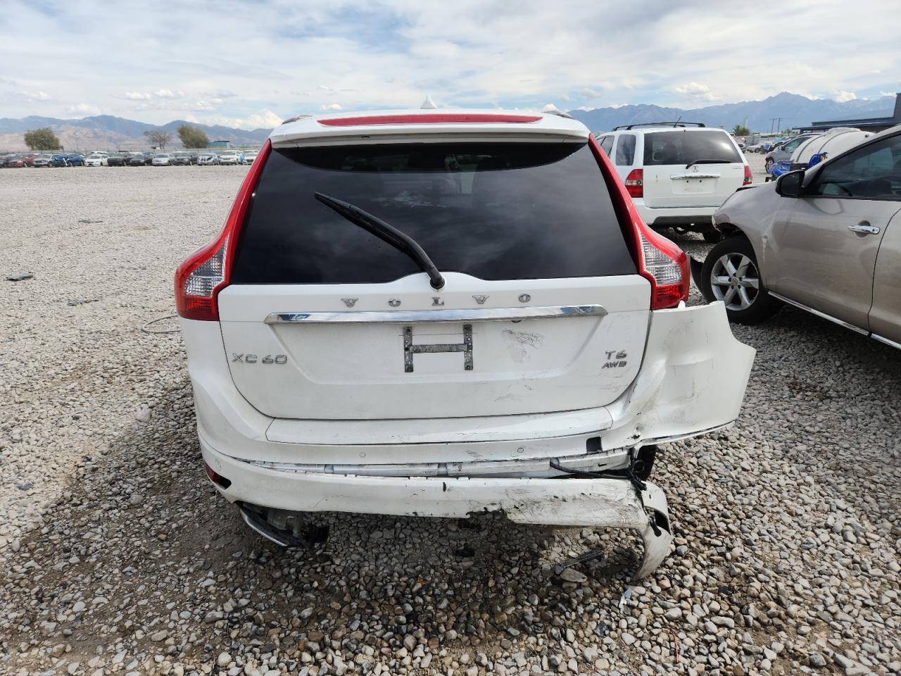 2015 Volvo Xc60 T6 Platinum VIN: YV4902RD0F2588744 Lot: 71237245
