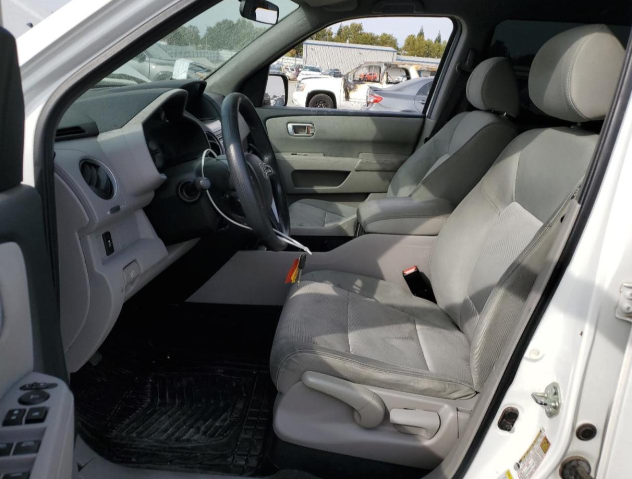 2013 Honda Pilot Lx VIN: 5FNYF3H2XDB009272 Lot: 84289045