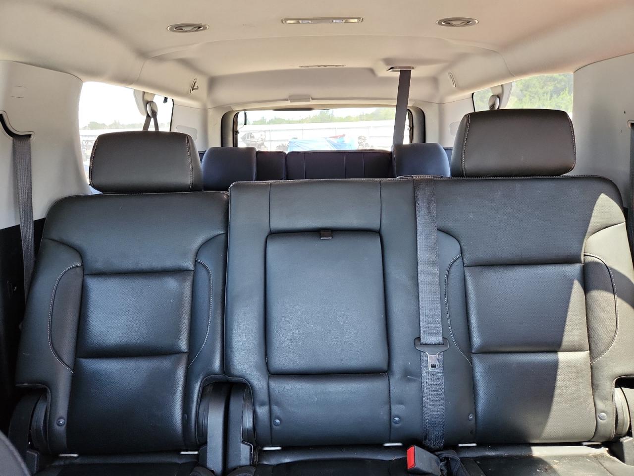 2019 Chevrolet Suburban C1500 Premier VIN: 1GNSCJKCXKR110511 Lot: 71028945