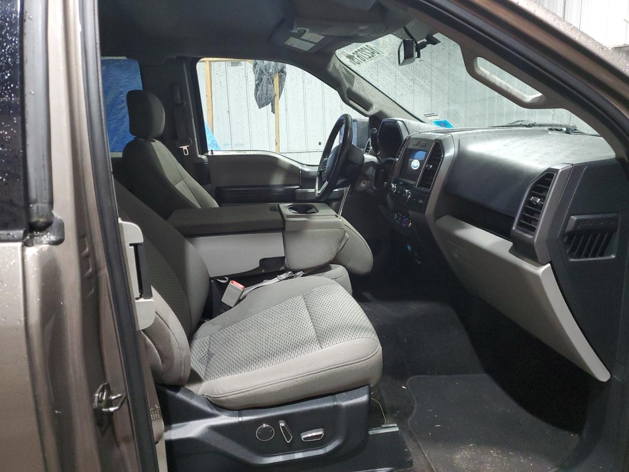 2018 Ford F150 Super Cab VIN: 1FTFX1E53JFB10443 Lot: 84227615