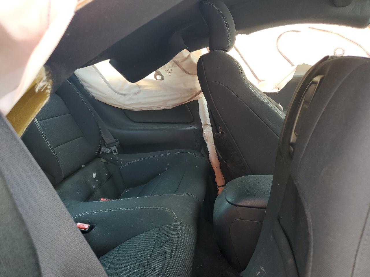 1FA6P8AM0F5384997 2015 Ford Mustang