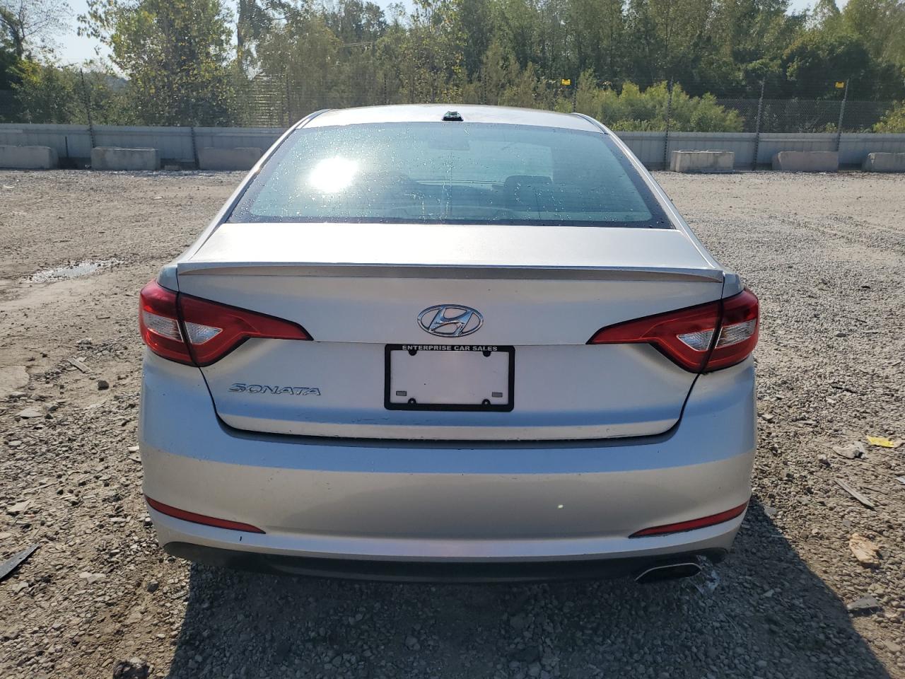 2017 Hyundai Sonata Se VIN: 5NPE24AF7HH517370 Lot: 81286875