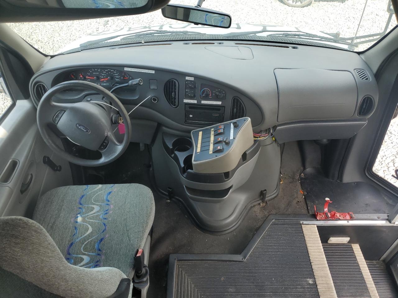 2006 Ford Econoline E350 Super Duty Cutaway Van VIN: 1FDWE35S36DB26812 Lot: 71714705