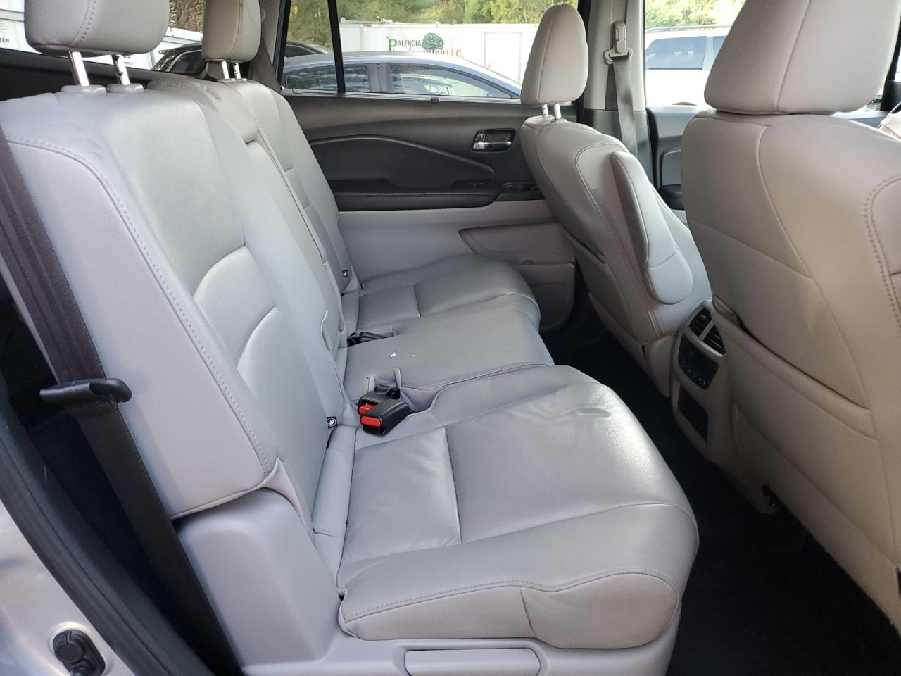 2022 Honda Pilot Se VIN: 5FNYF6H20NB045720 Lot: 84023595