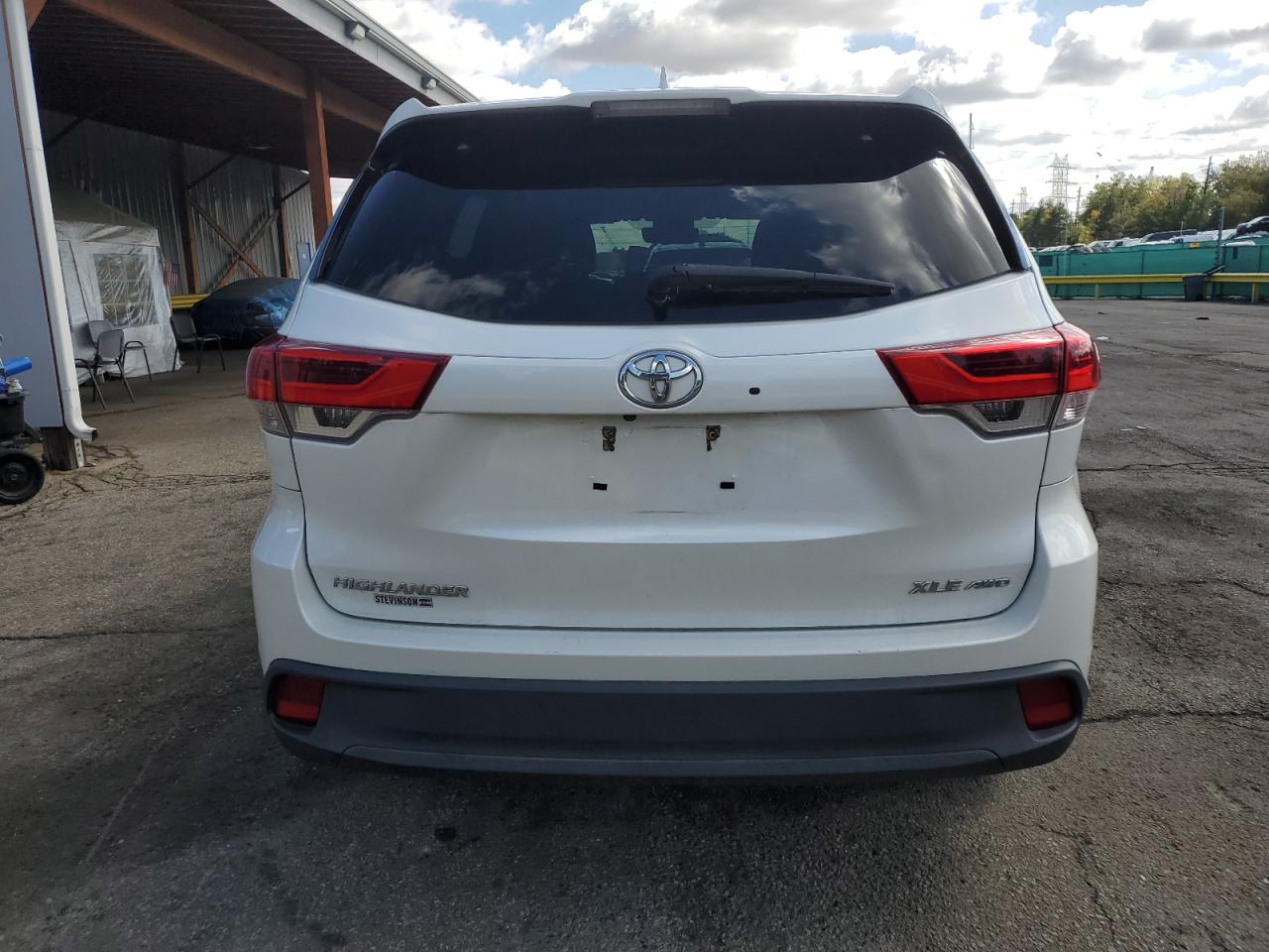 2017 Toyota Highlander Se VIN: 5TDJZRFH2HS462192 Lot: 81161135