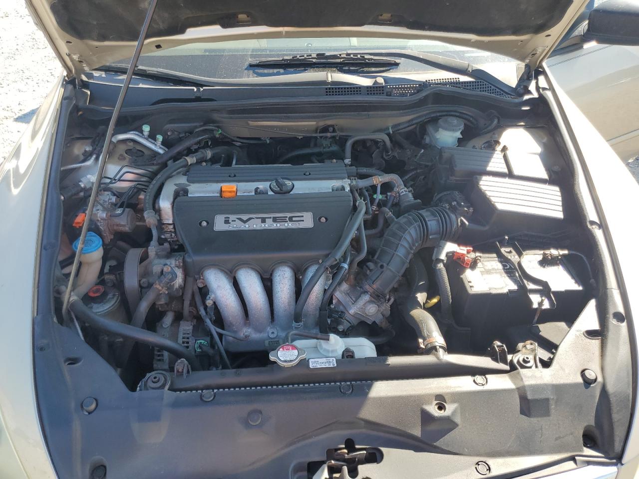 2006 Honda Accord Value VIN: 1HGCM56106A171043 Lot: 72065445