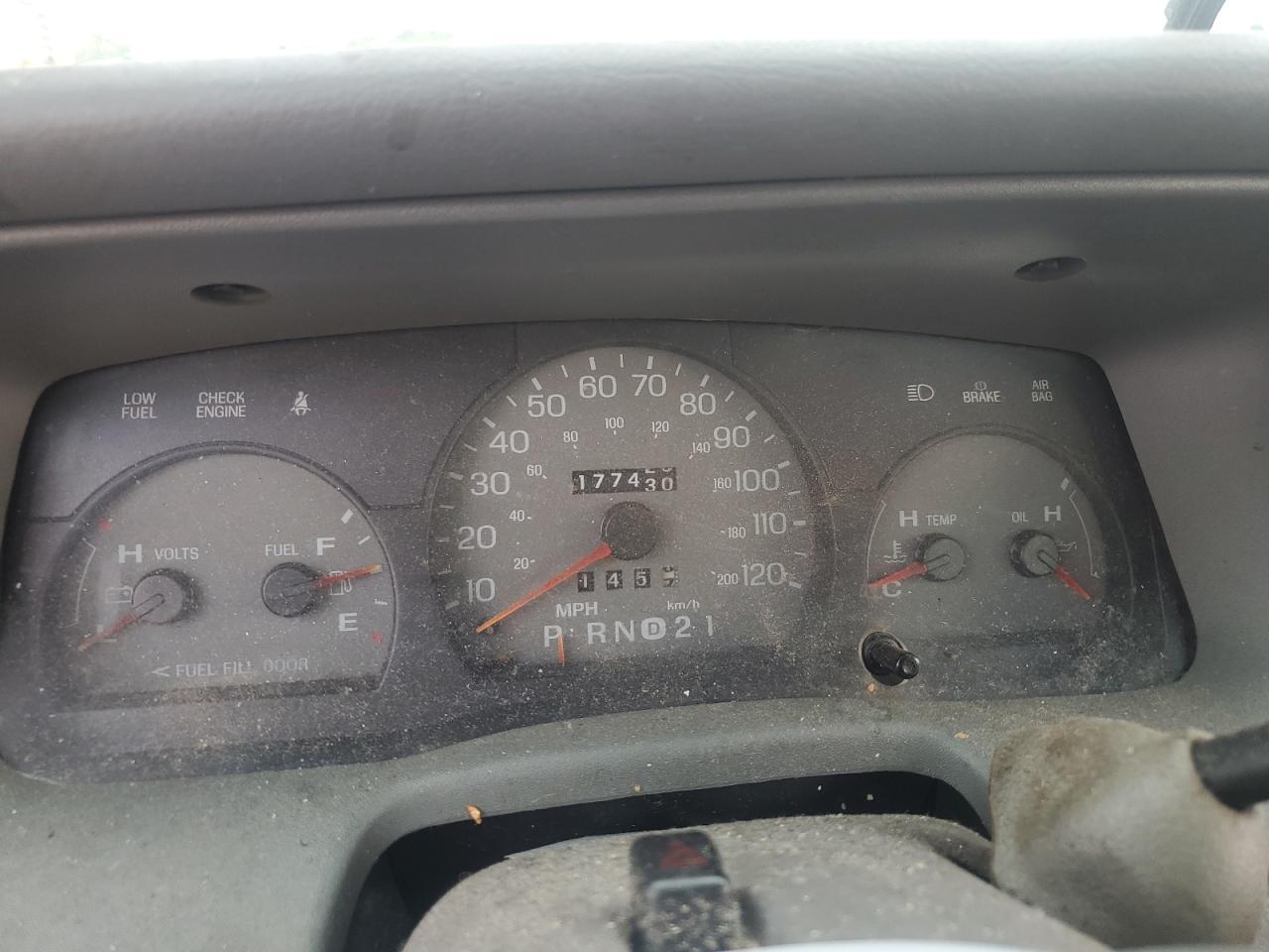 1999 Mercury Grand Marquis Gs VIN: 2MEFM74W2XX660556 Lot: 81733435