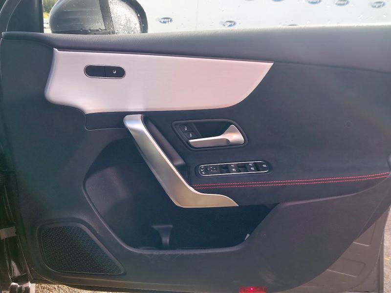 2024 MERCEDES-BENZ A 200 AMG LNE EXECUTIVE M 