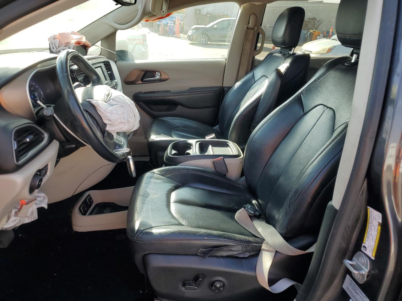 2017 Chrysler Pacifica Touring L VIN: 2C4RC1BGXHR720079 Lot: 81054535