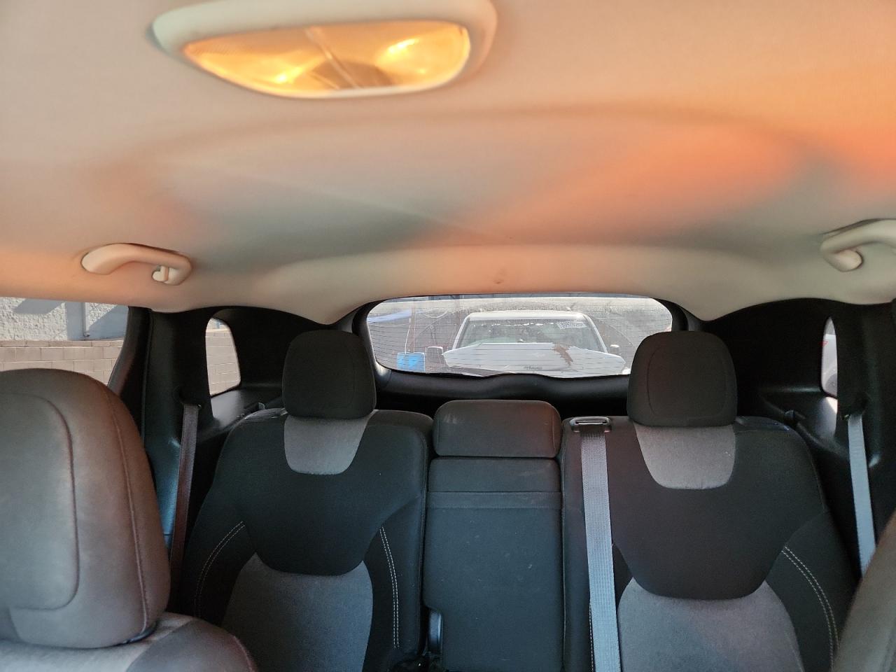 2018 Jeep Cherokee Latitude VIN: 1C4PJLCB6JD615415 Lot: 80912295