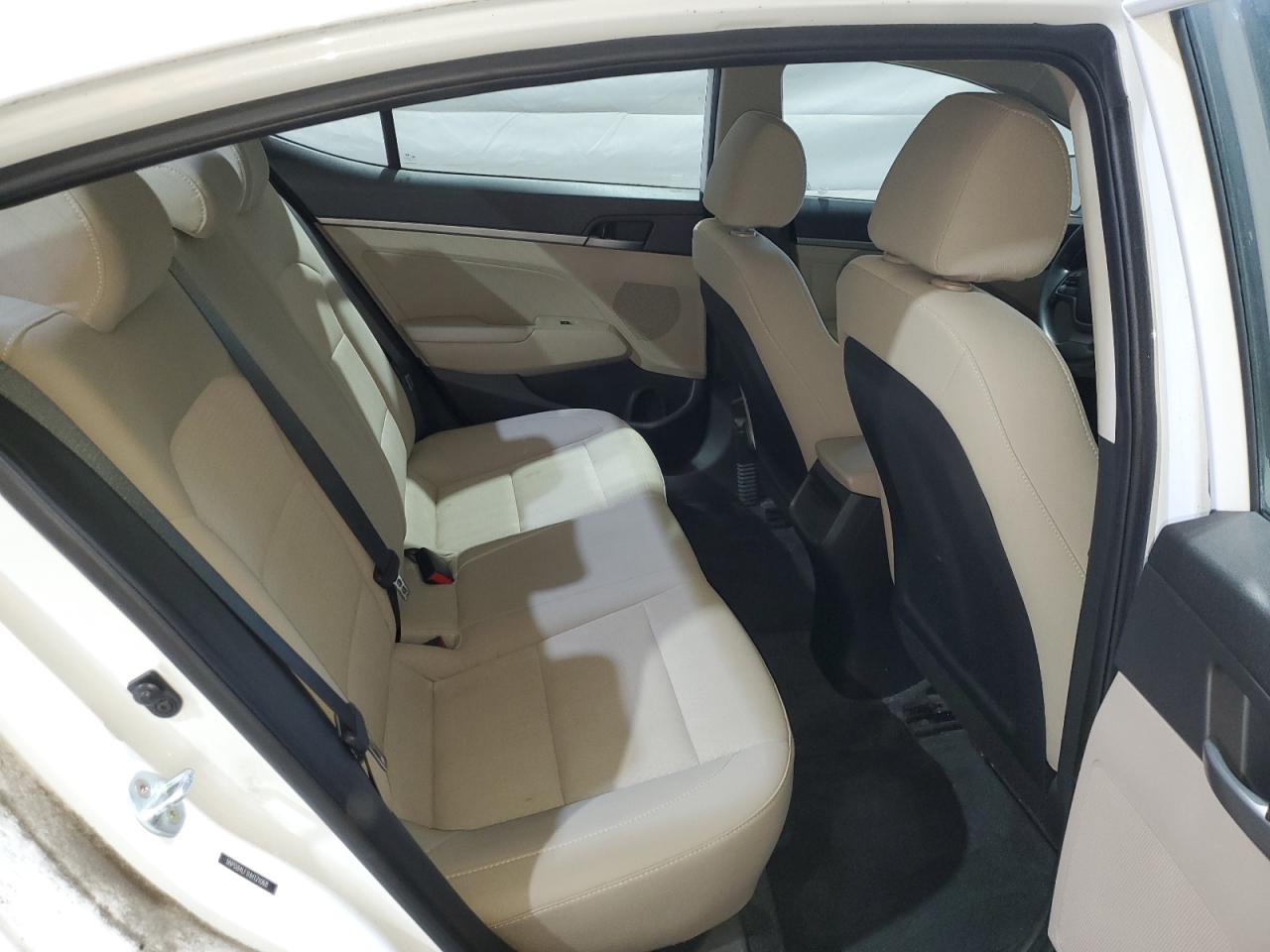 2017 Hyundai Elantra Se VIN: 5NPD84LF1HH121068 Lot: 81079725