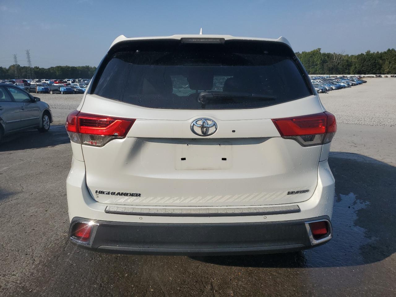 2018 Toyota Highlander Limited VIN: 5TDYZRFH1JS241820 Lot: 81296305
