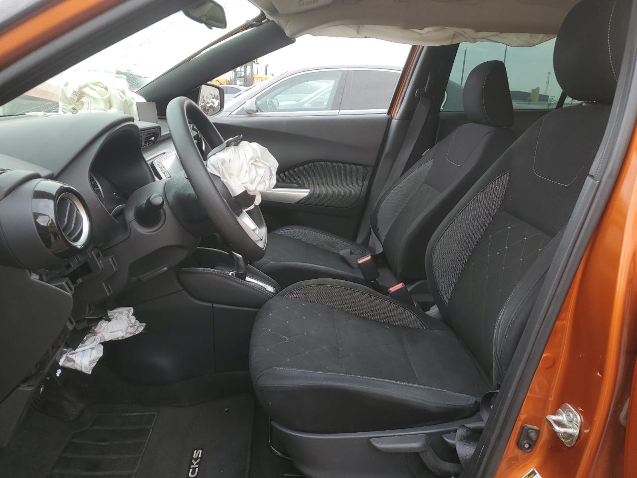 2020 Nissan Kicks Sv VIN: 3N1CP5CVXLL566125 Lot: 81606545