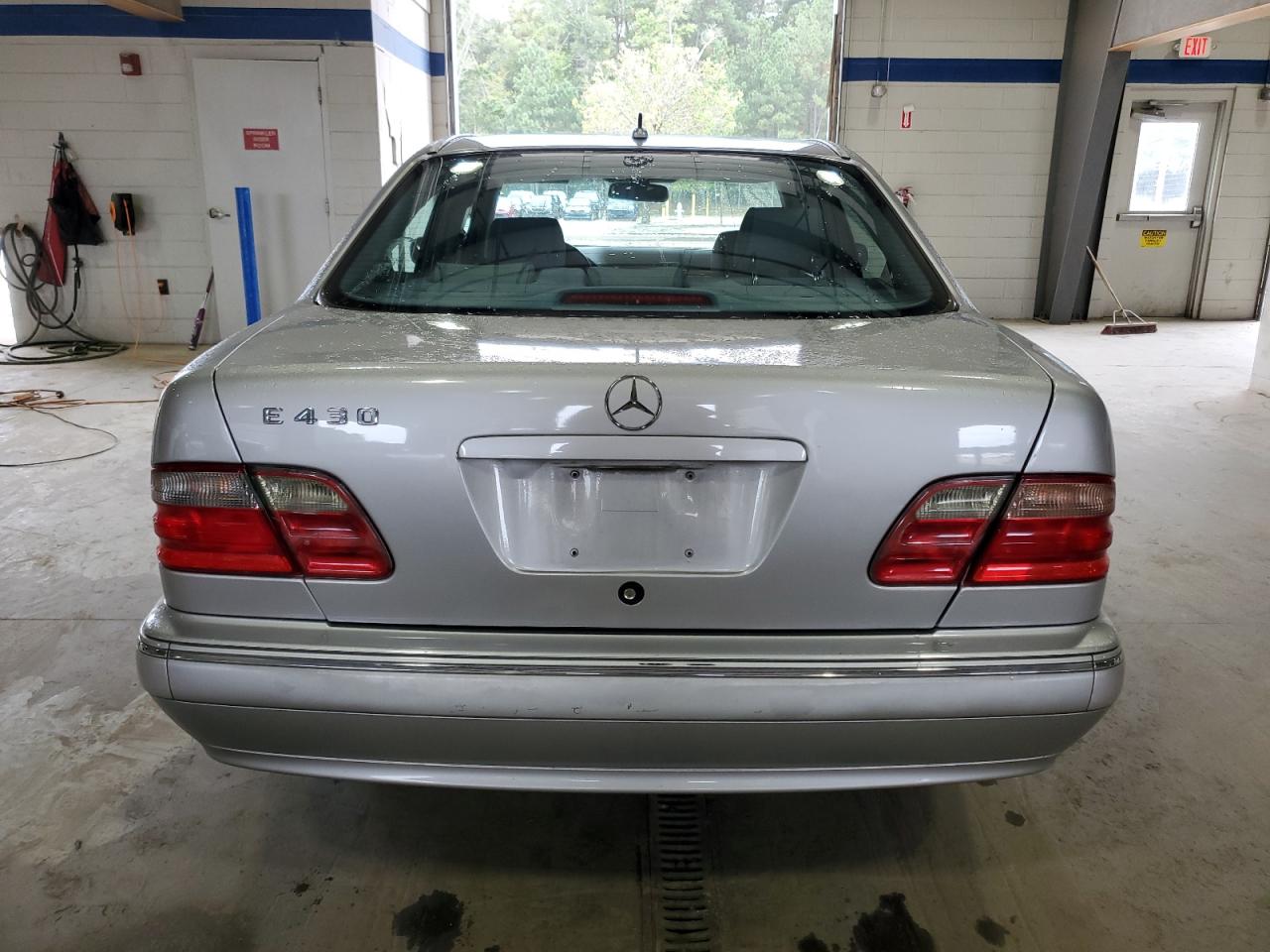 2002 Mercedes-Benz E 430 VIN: WDBJF70J32B455340 Lot: 84557565