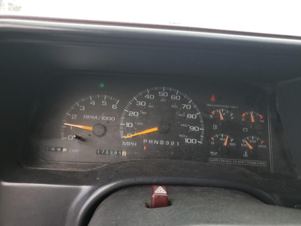 1999 Chevrolet Gmt-400 K2500 VIN: 1GCGK23J5XF008885 Lot: 80650975