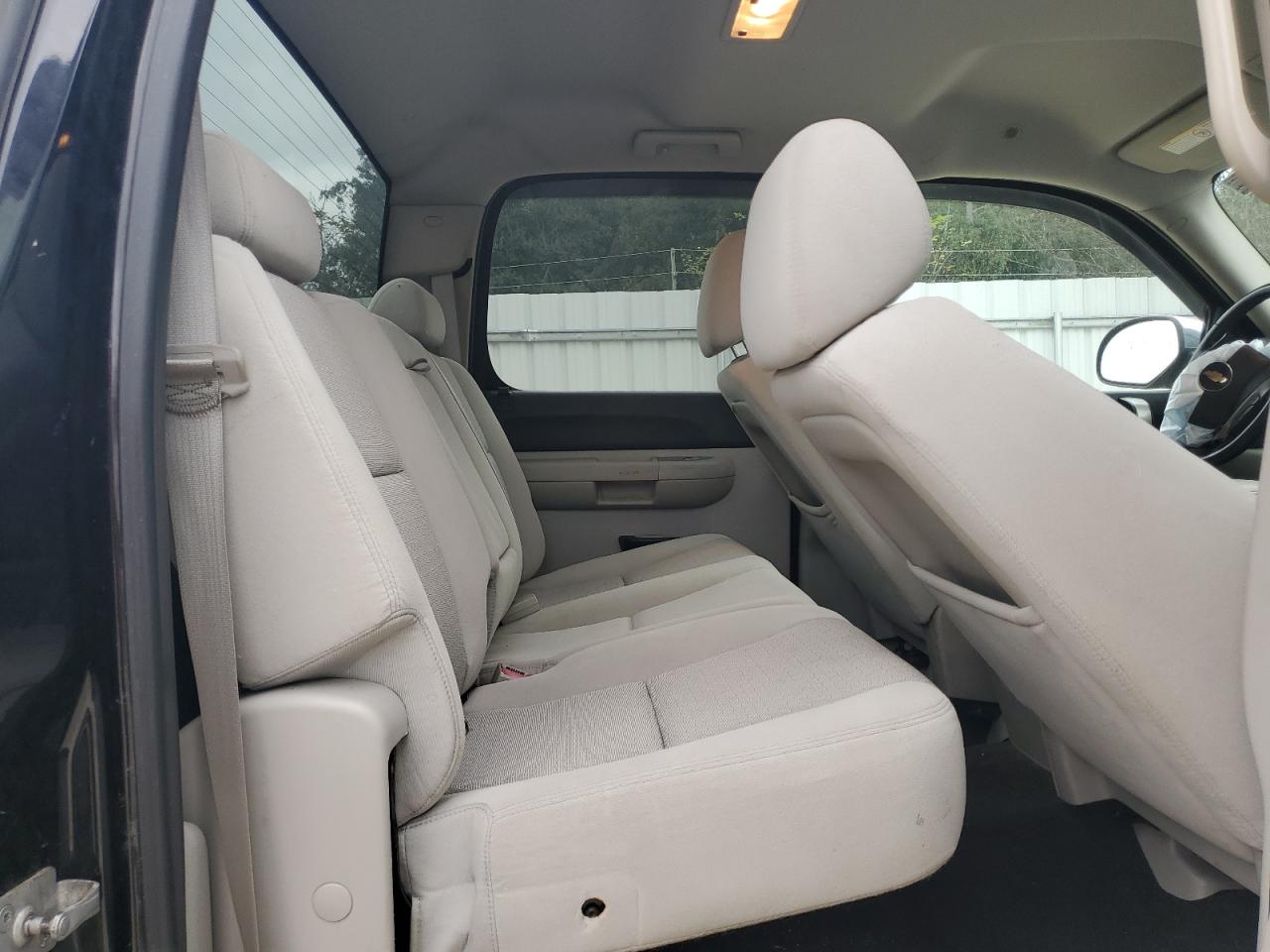 2008 Chevrolet Silverado C2500 Heavy Duty VIN: 1GCHC23K08F111241 Lot: 84767425