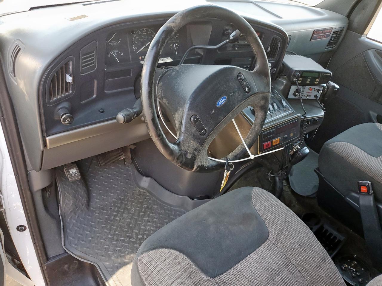 1994 Ford Econoline E350 Cutaway Van VIN: 1FDKE30M7RHC11804 Lot: 84376045