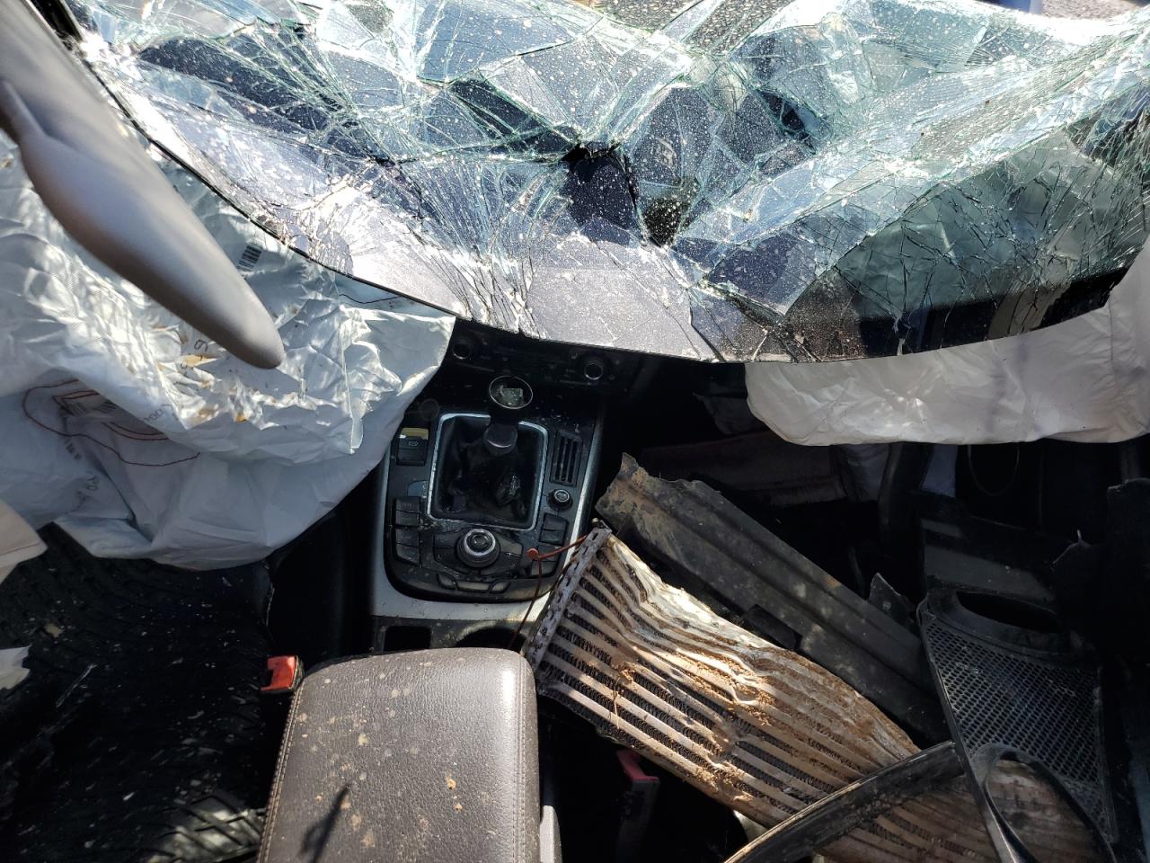 2011 Audi A5 Premium Plus VIN: WAURFAFR8BA063374 Lot: 81647065