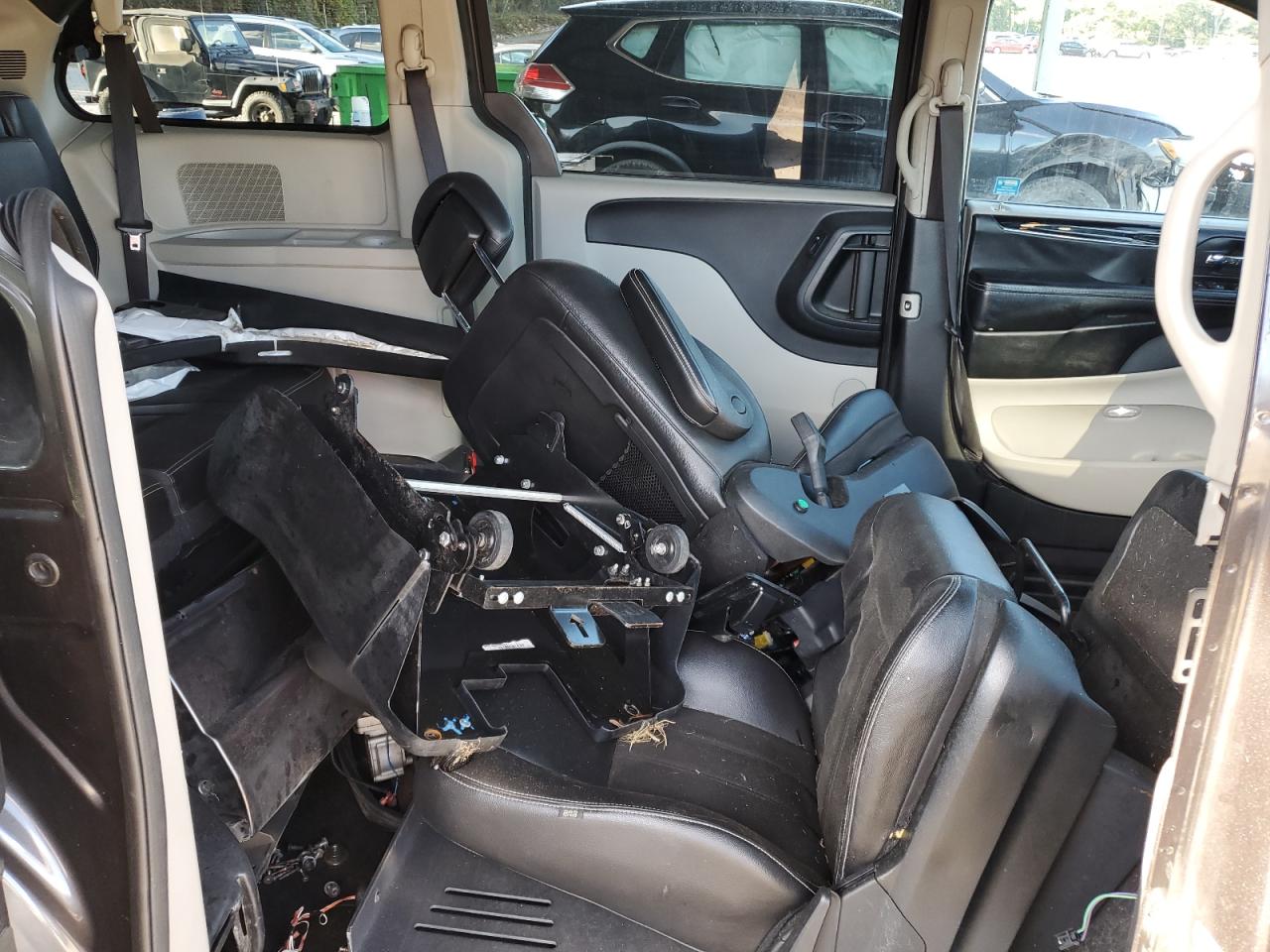 2019 Dodge Grand Caravan Sxt VIN: 2C4RDGCGXKR591587 Lot: 70592815