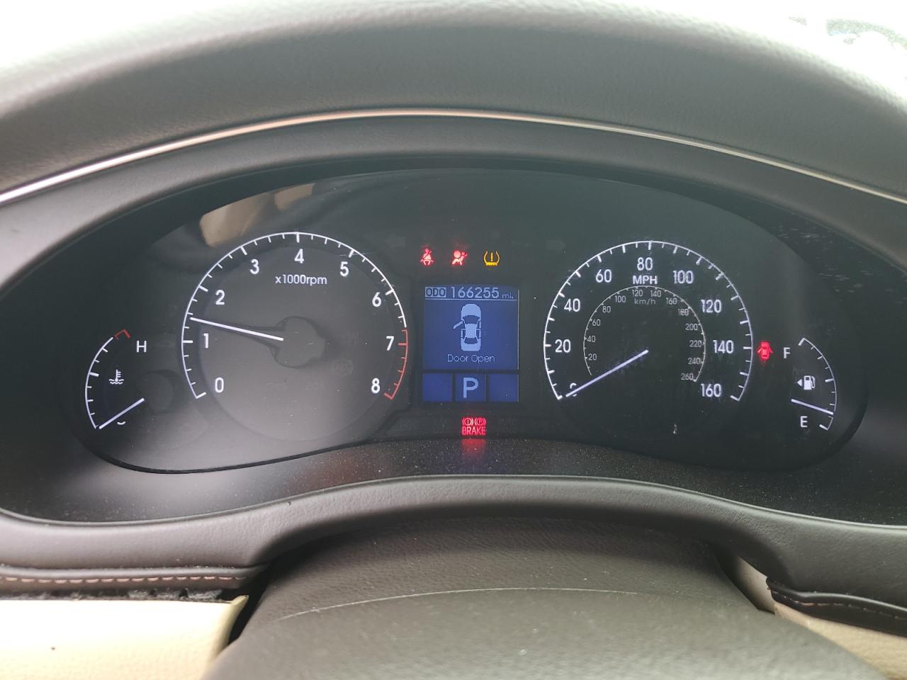 2013 Hyundai Genesis 3.8L VIN: KMHGC4DD4DU253908 Lot: 81465265