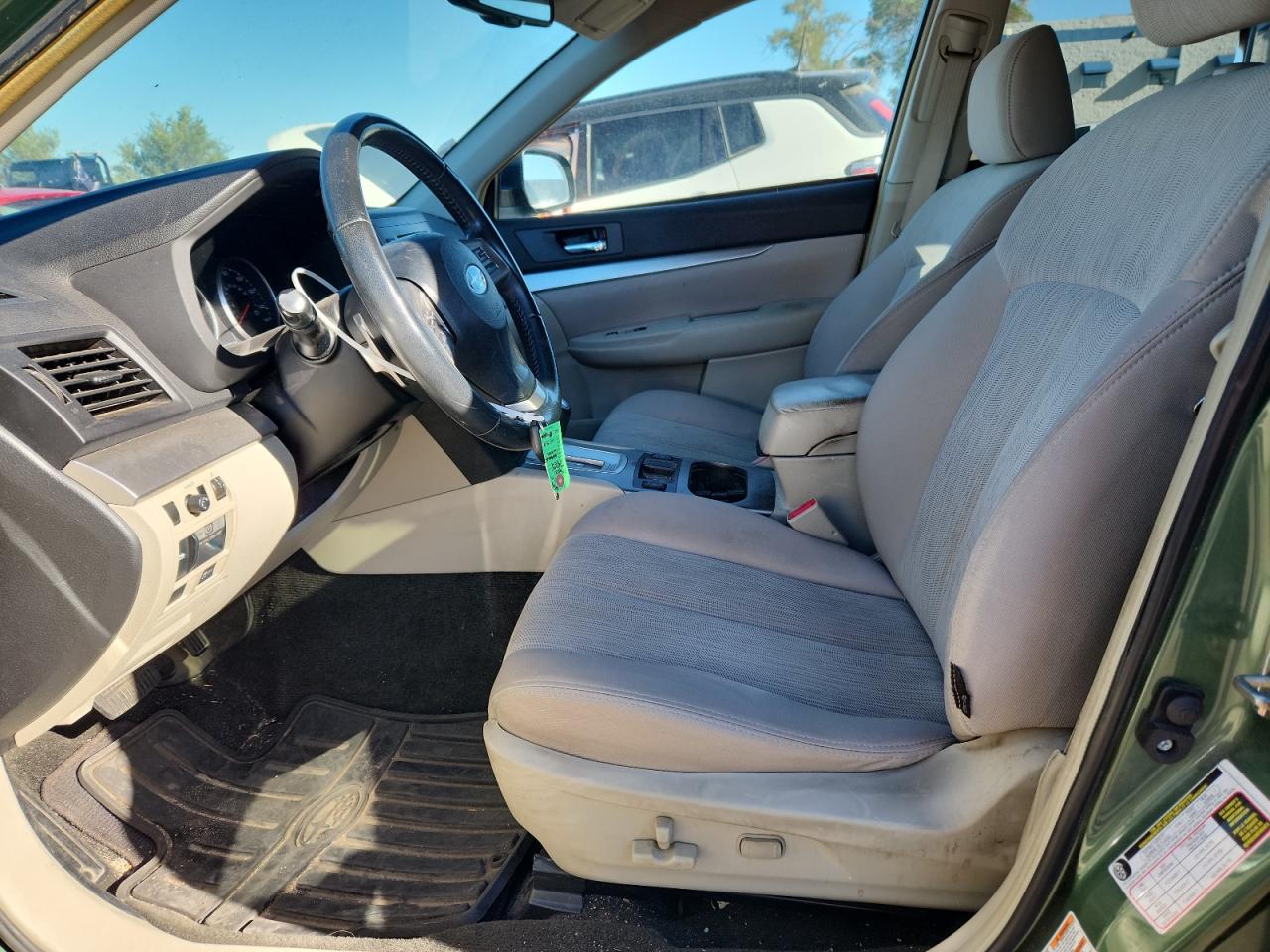 2014 Subaru Outback 2.5I Premium VIN: 4S4BRBCC5E3236760 Lot: 82051405