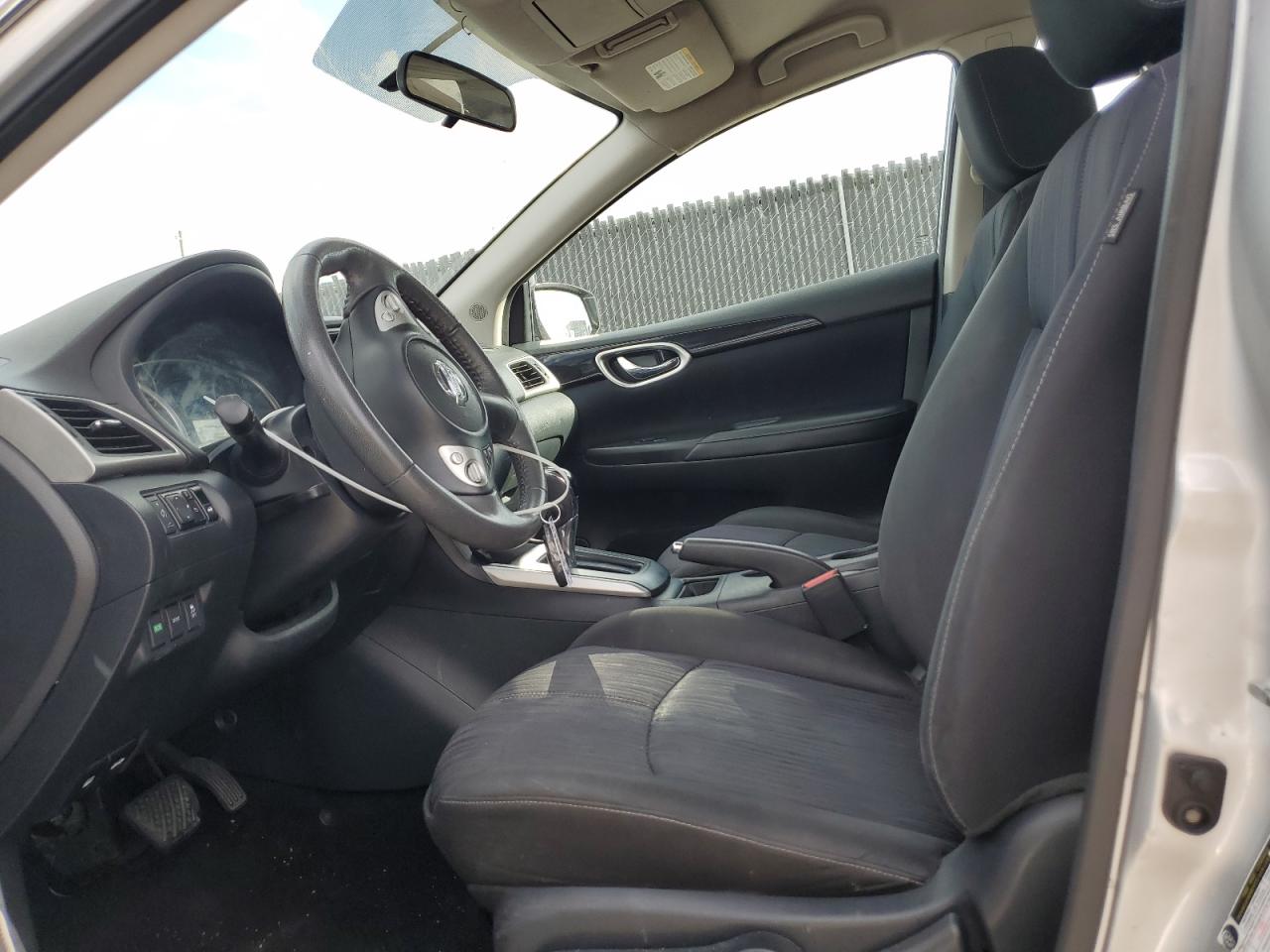 2017 Nissan Sentra S VIN: 3N1AB7AP4HL695409 Lot: 81566615